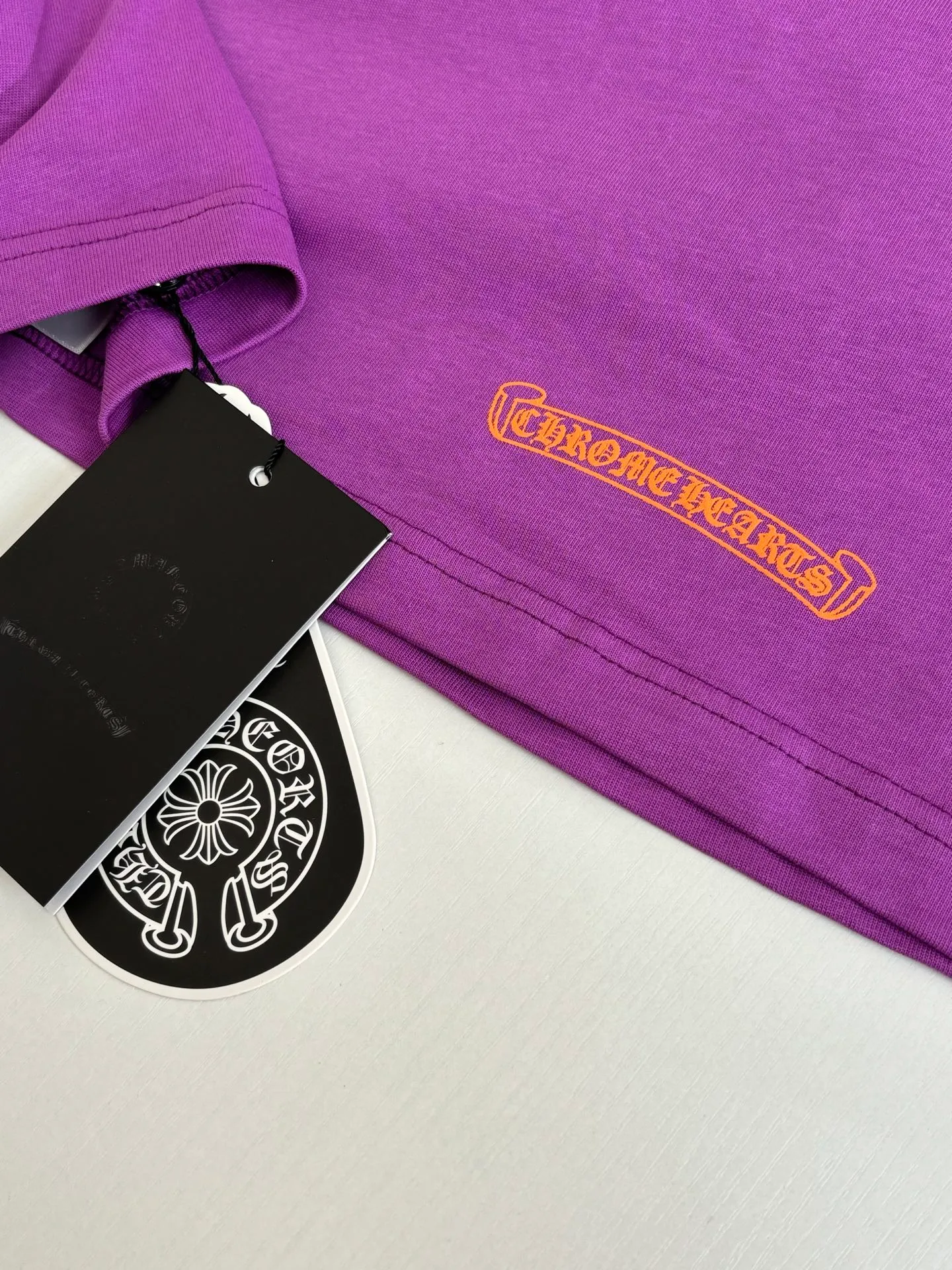 Chrome Heats T ， 、 、 ， ， ， 。 ， 、 。 Size：S/M/L/XL